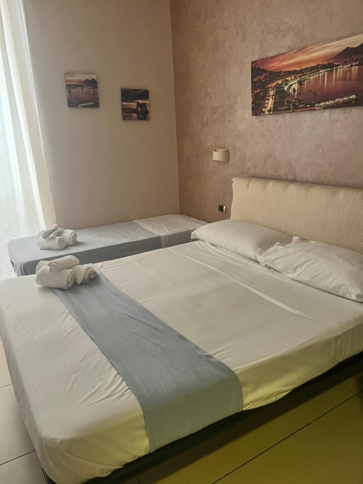 International Hotels Napoli Bagian luar foto