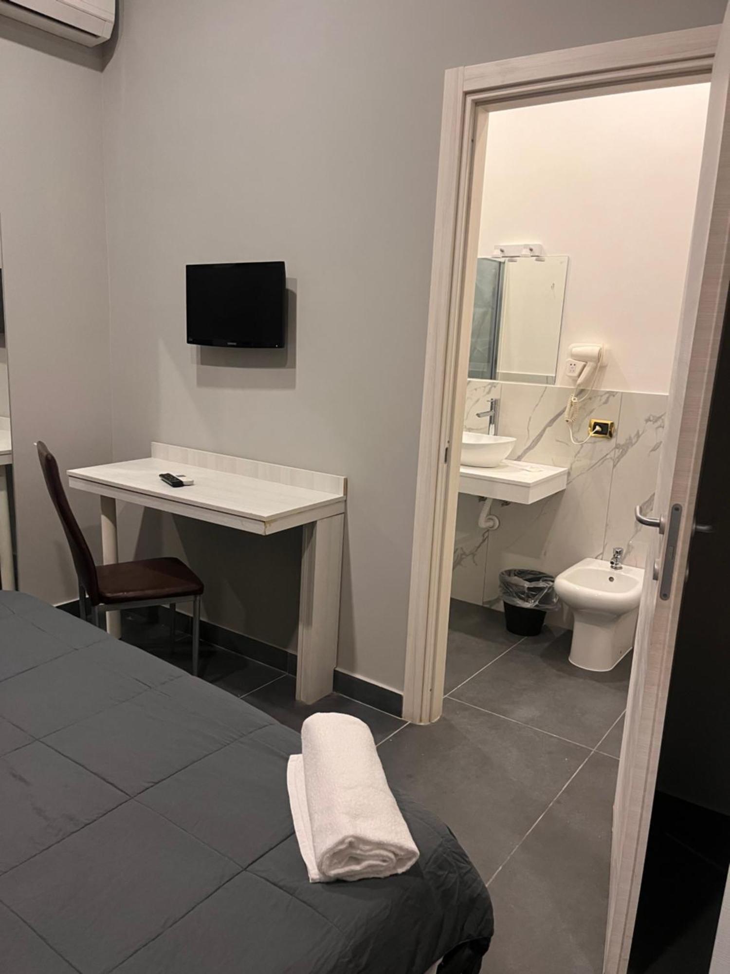 International Hotels Napoli Bagian luar foto