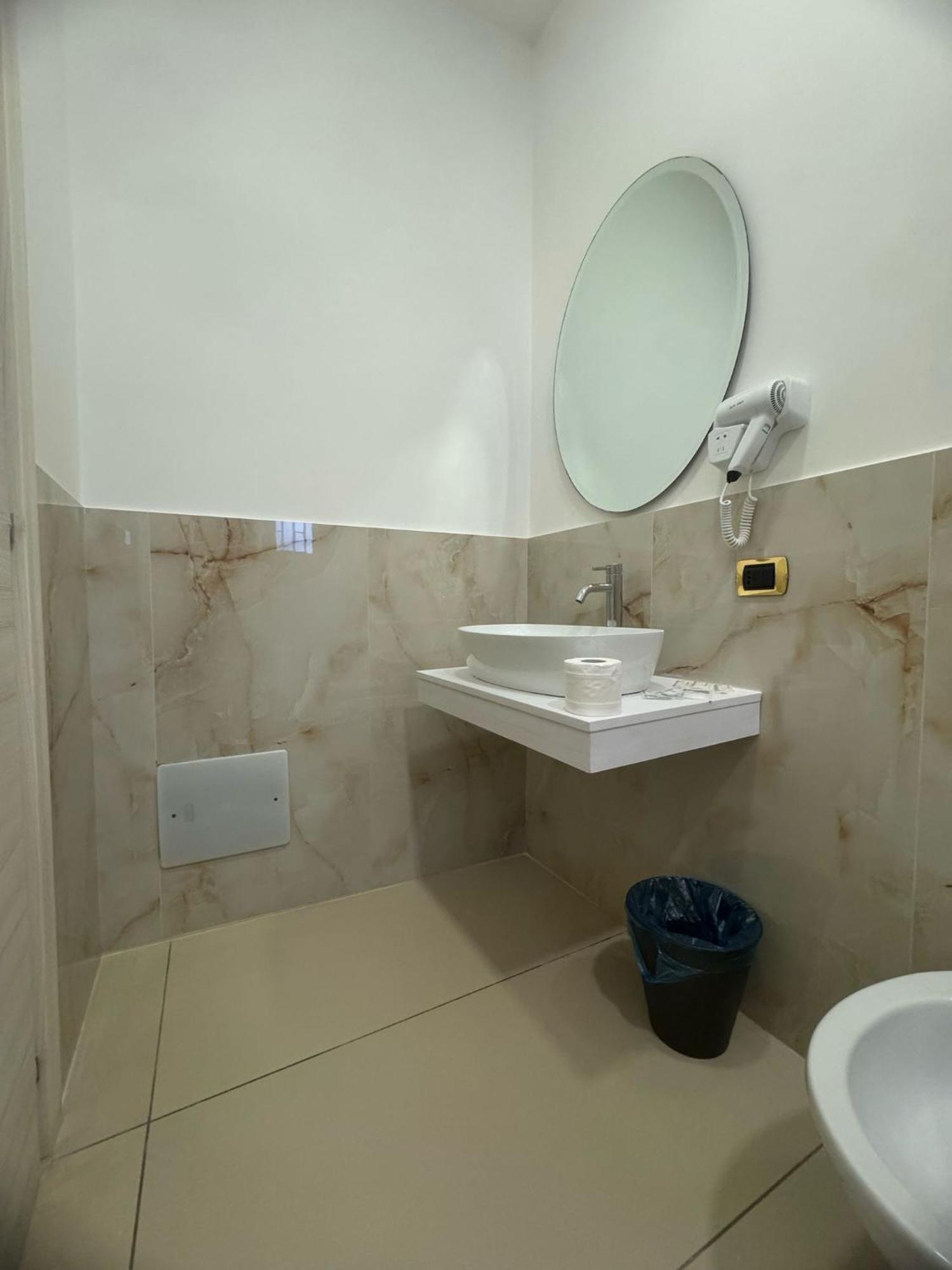 International Hotels Napoli Bagian luar foto